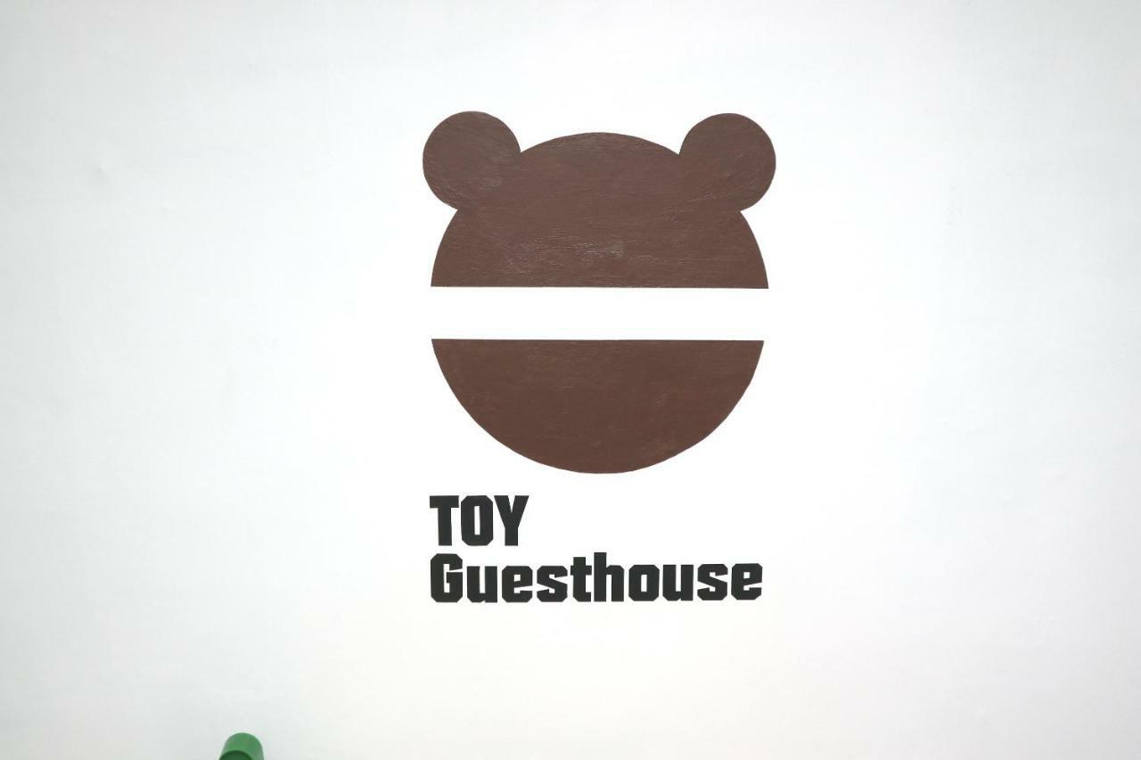 Toy Guesthouse Сеул Экстерьер фото