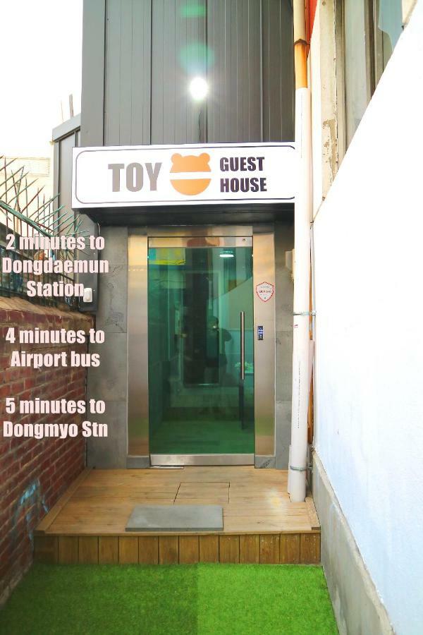 Toy Guesthouse Сеул Экстерьер фото