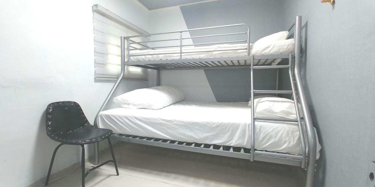 Toy Guesthouse Сеул Экстерьер фото